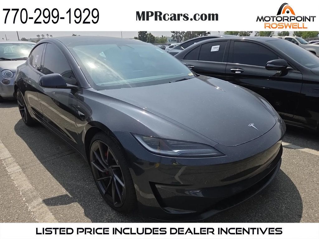 2024 TESLA Model 3