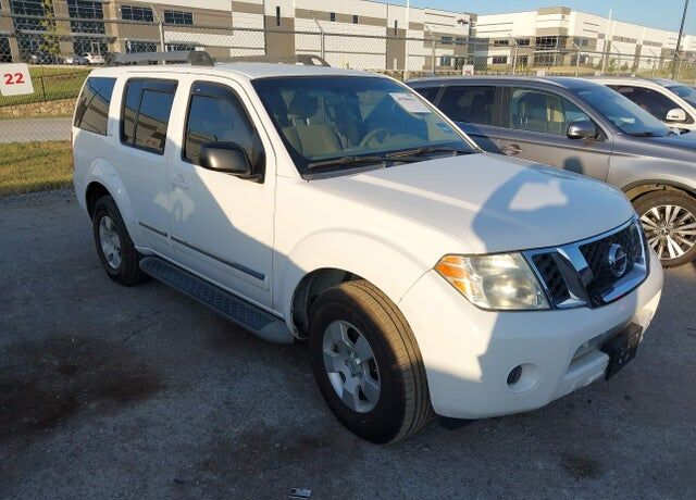 2011 NISSAN Pathfinder
