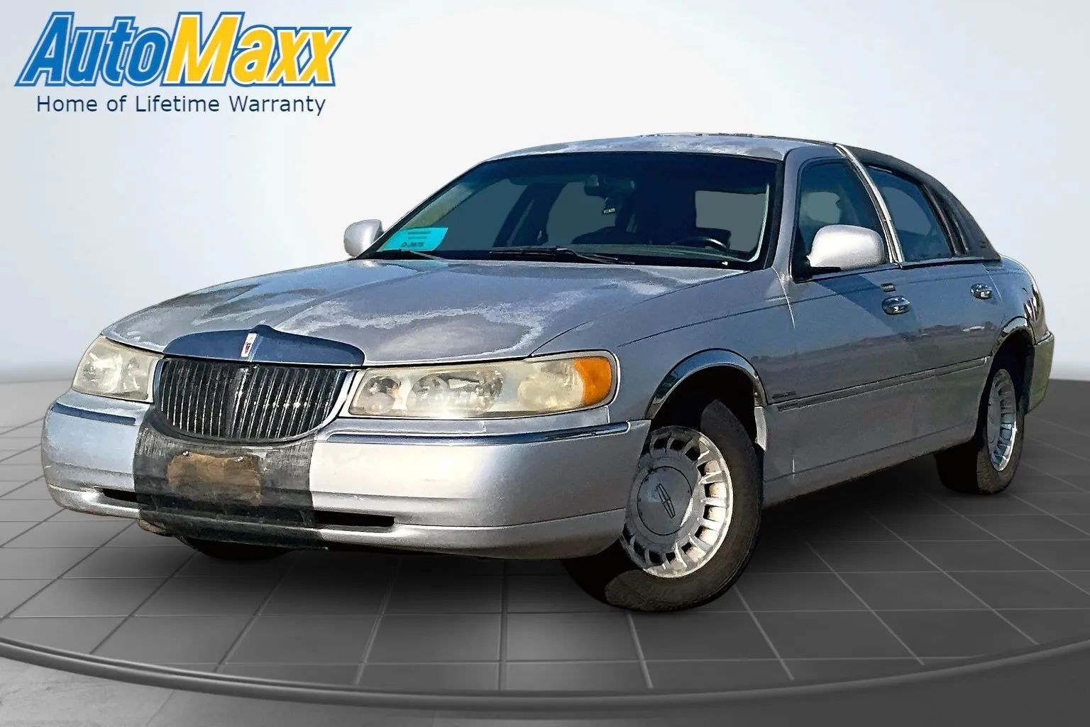 2000 LINCOLN Town Car