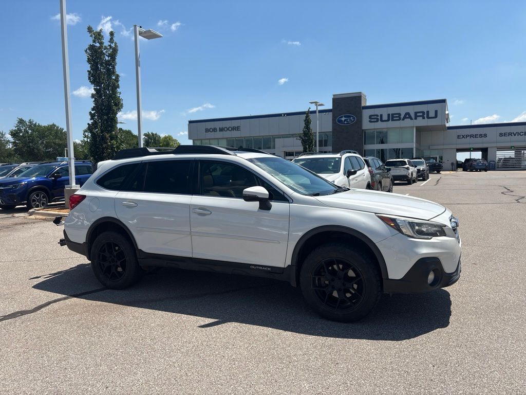 2019 SUBARU Outback