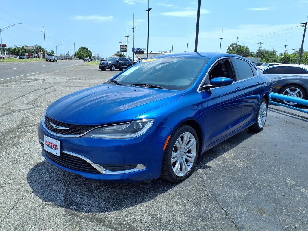 2016 CHRYSLER 200