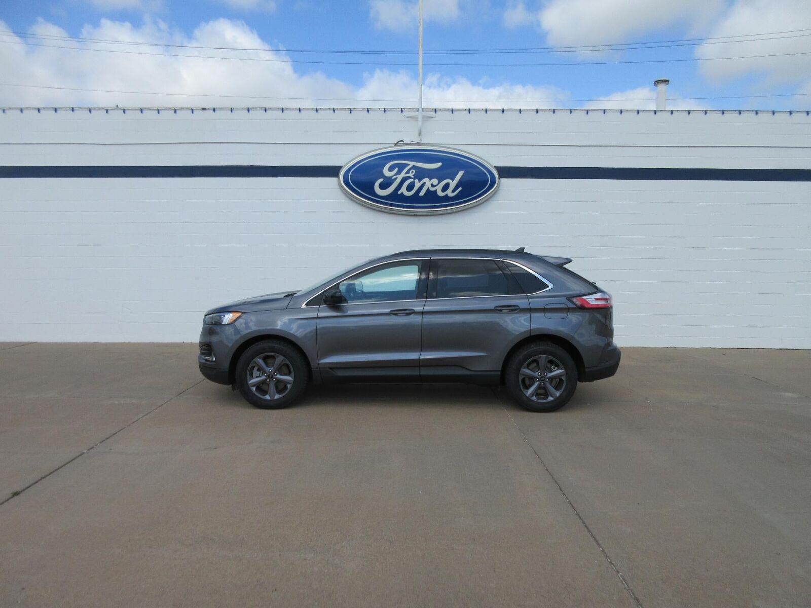2022 FORD Edge