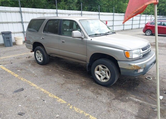 2002 TOYOTA 4-Runner