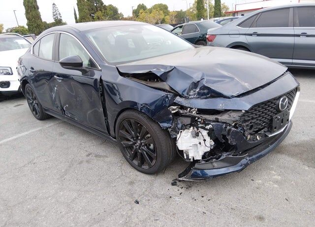 2024 MAZDA Mazda3