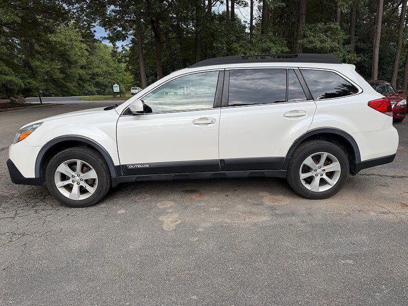 2014 SUBARU Outback