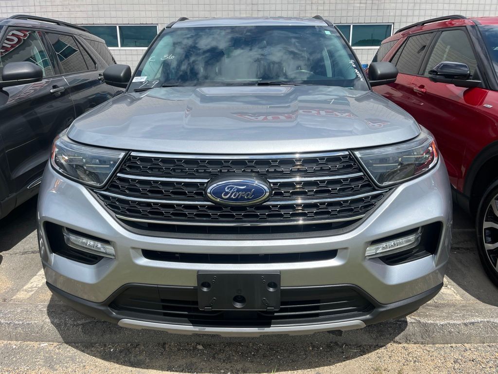 2022 FORD Explorer