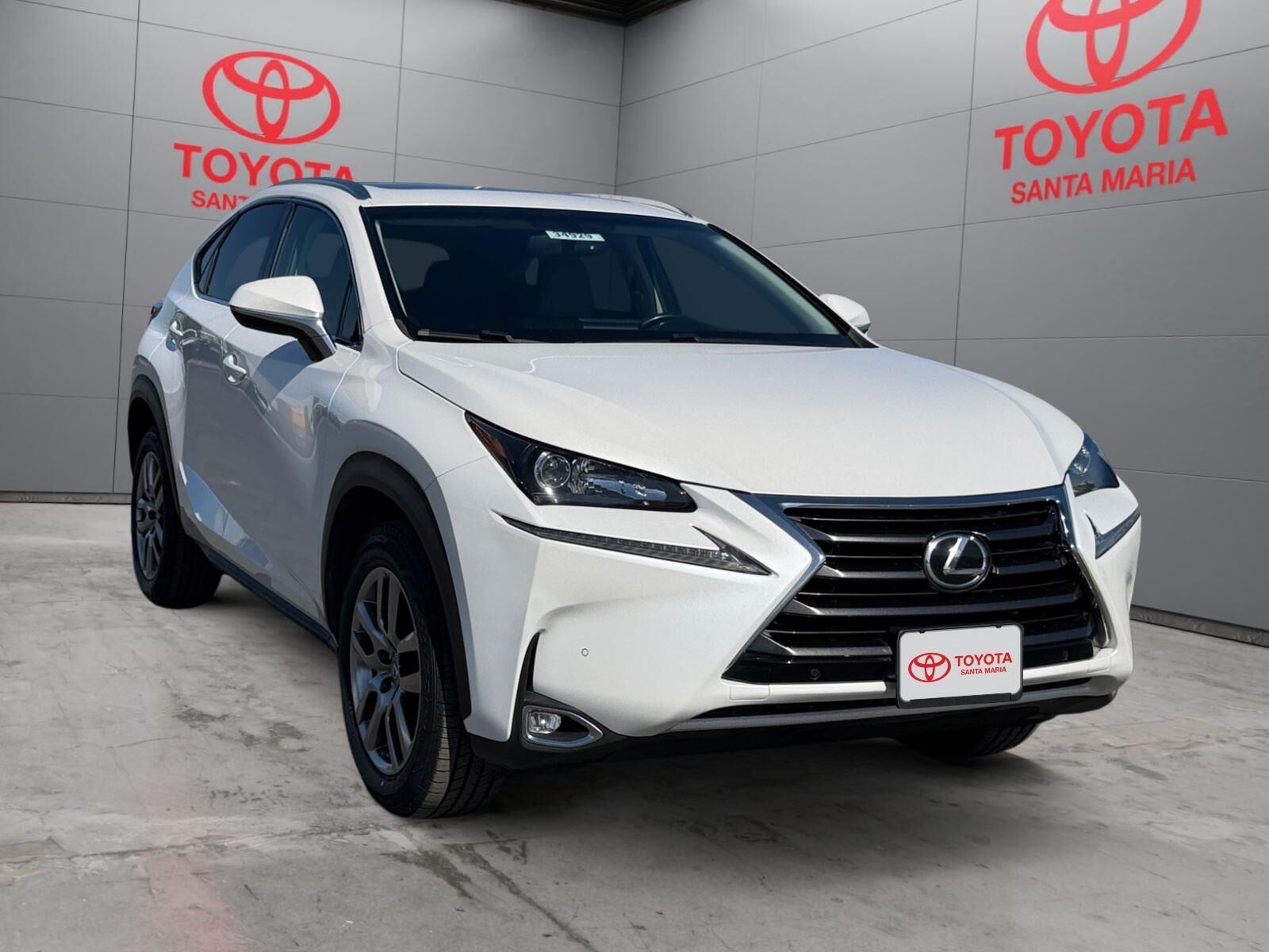 2016 LEXUS NX