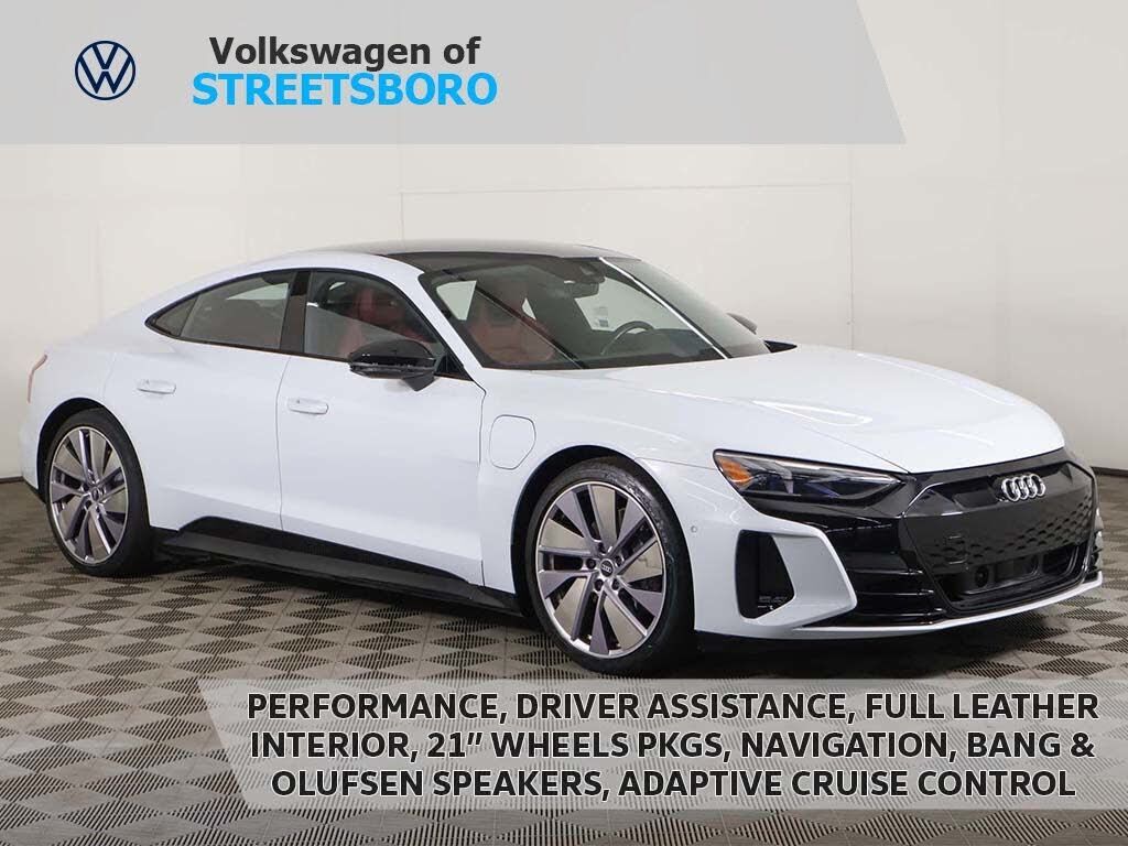 2022 AUDI e-tron