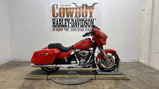 2026 HARLEY DAVIDSON FLHX / Street Glide