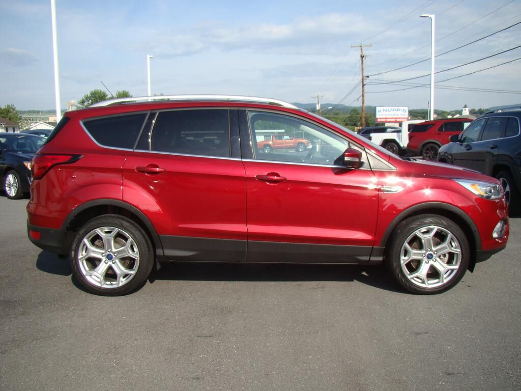 2019 FORD Escape