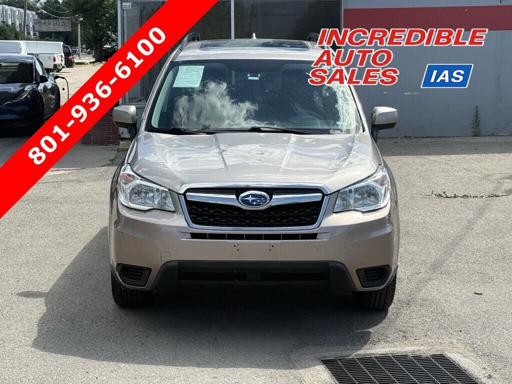 2016 SUBARU Forester