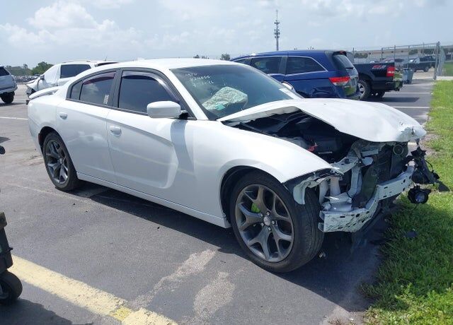 2015 DODGE Charger
