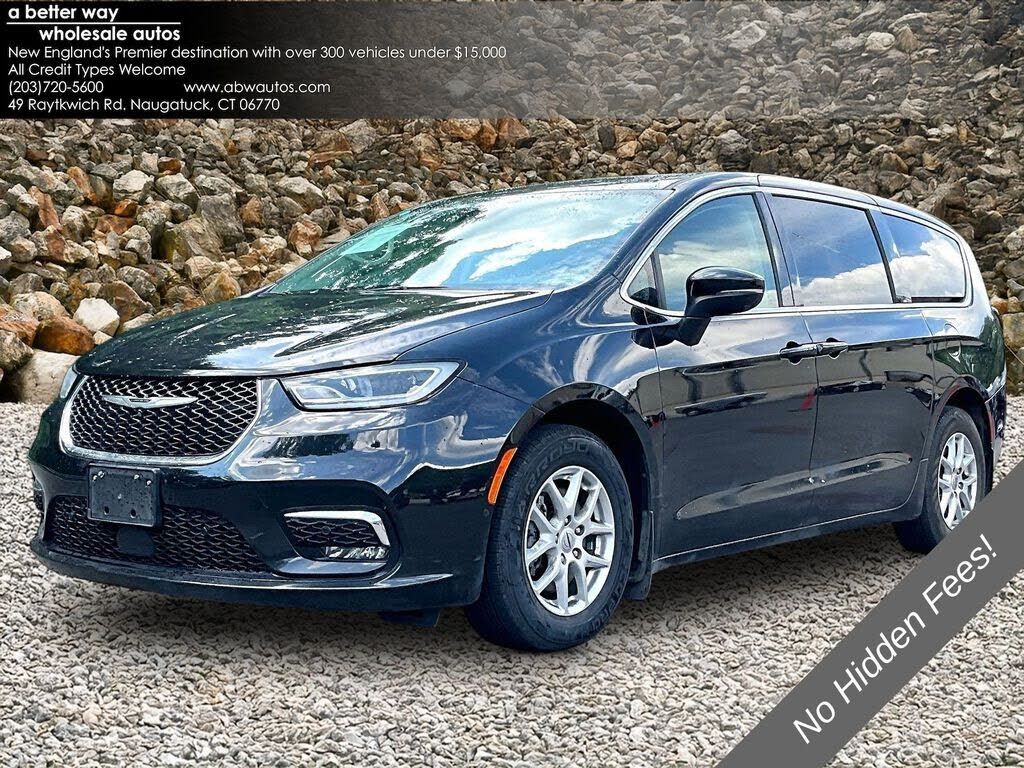 2023 CHRYSLER Pacifica
