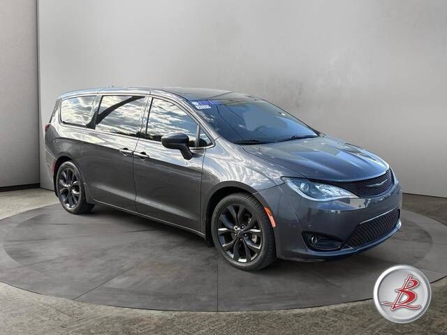 2020 CHRYSLER Pacifica