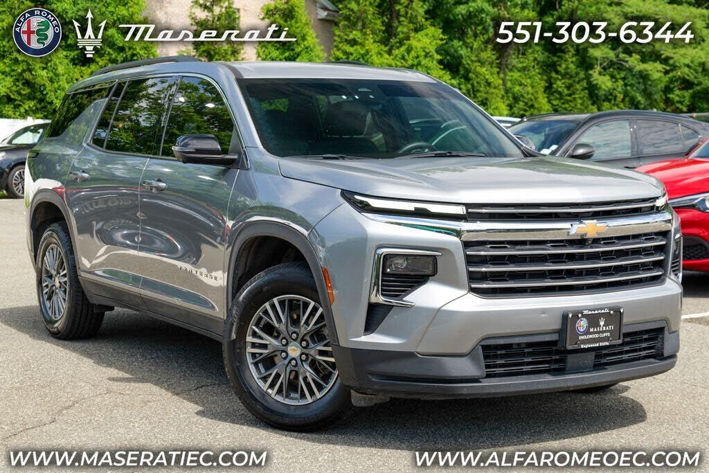 2024 CHEVROLET Traverse