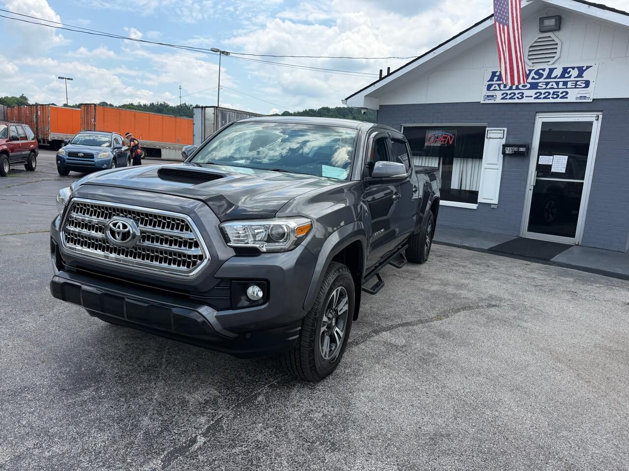 2017 TOYOTA Tacoma