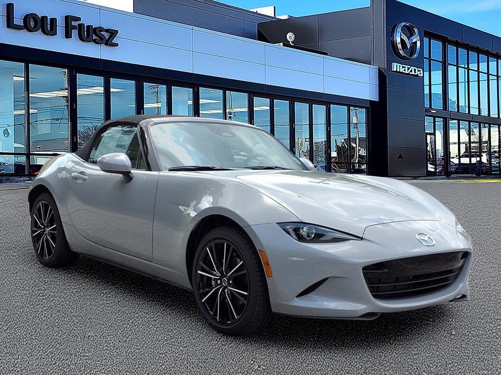 2026 MAZDA MX-5