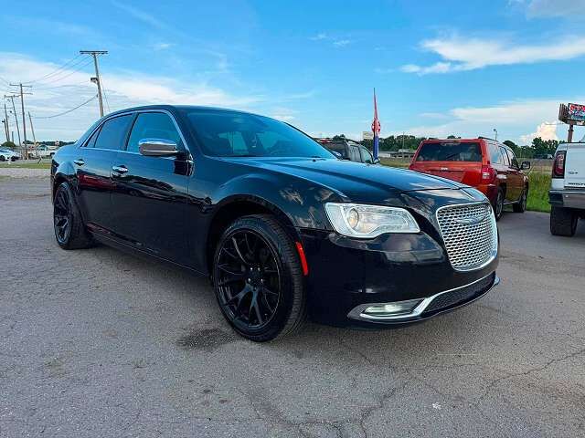 2019 CHRYSLER 300