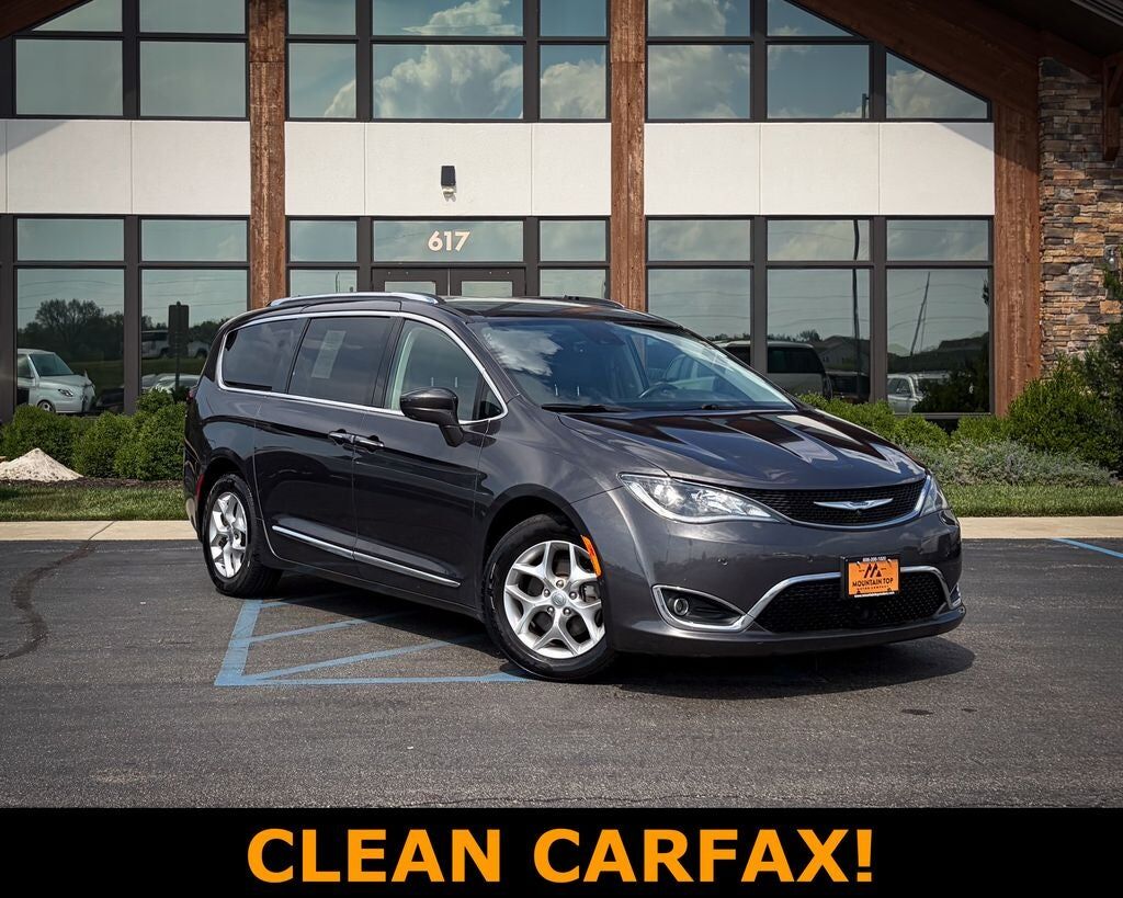 2019 CHRYSLER Pacifica