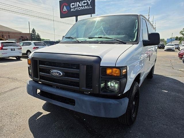 2011 FORD E-350