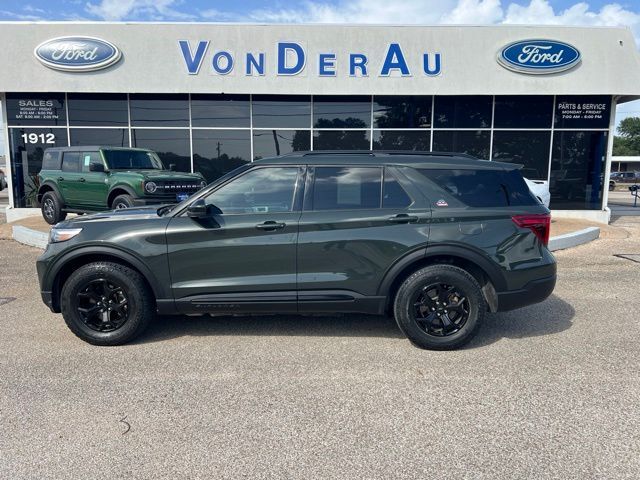 2022 FORD Explorer