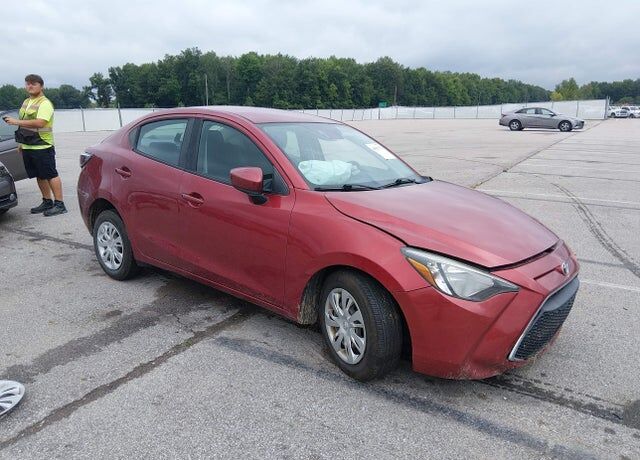 2019 TOYOTA Yaris