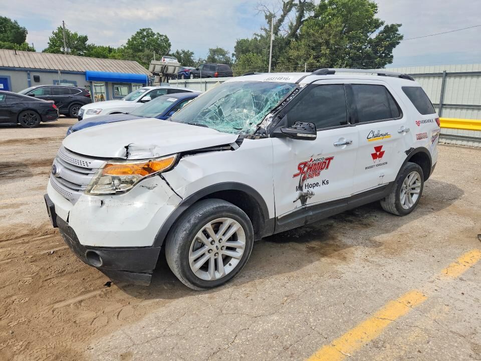 2014 FORD Explorer