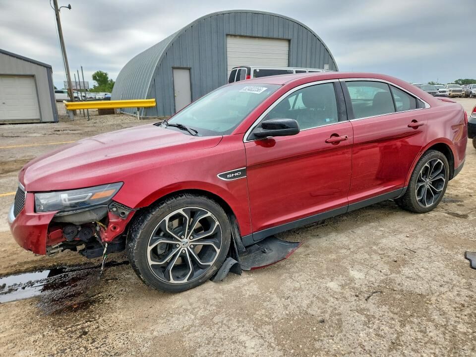 2013 FORD Taurus