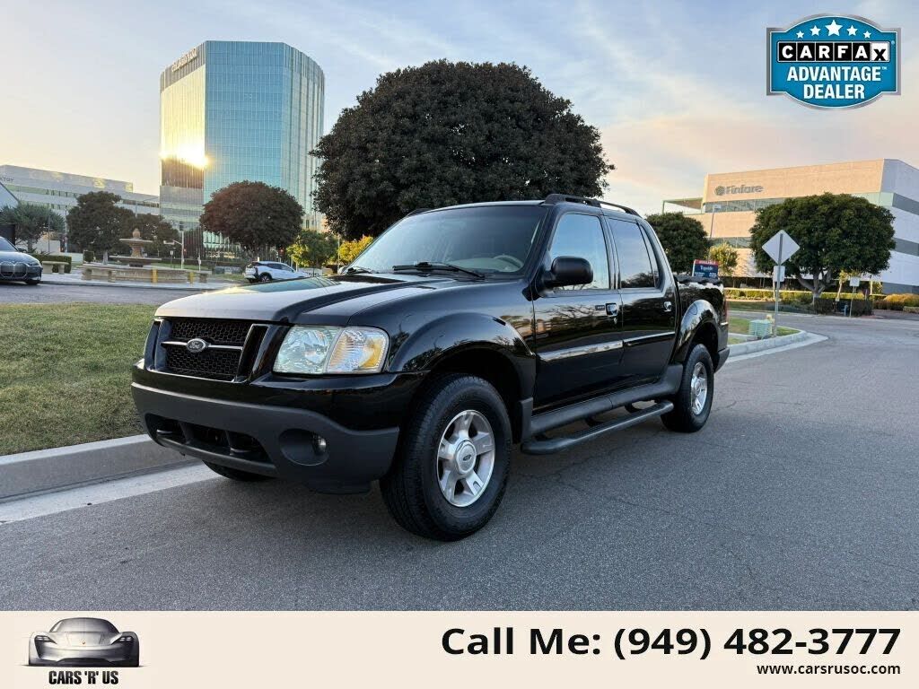2004 FORD Explorer