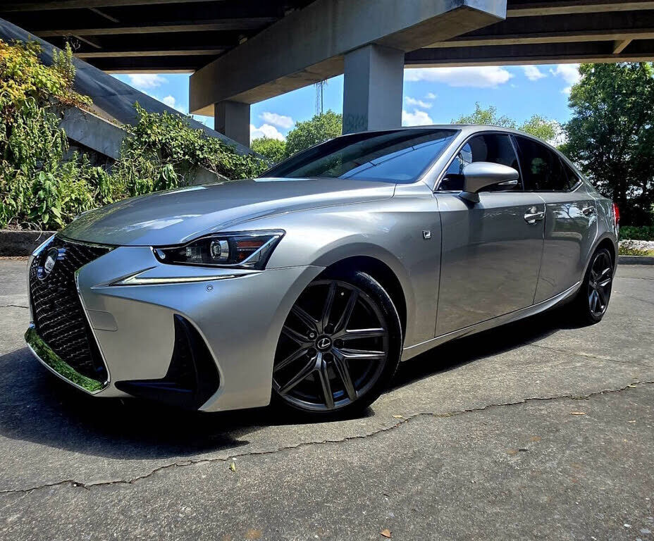 2020 LEXUS IS