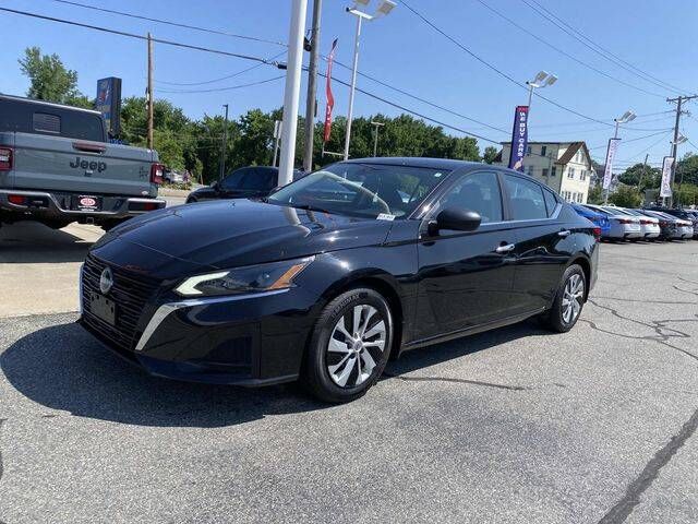 2024 NISSAN Altima