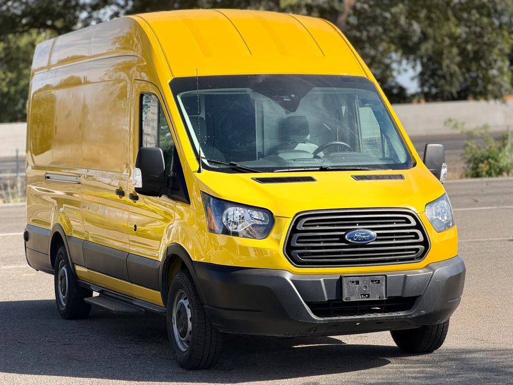 2019 FORD Transit