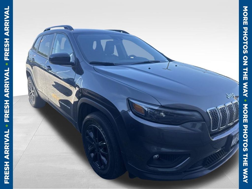 2022 JEEP Cherokee