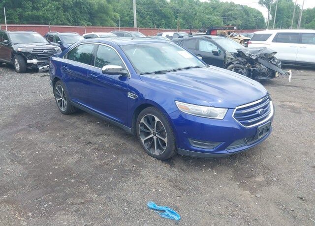 2014 FORD Taurus