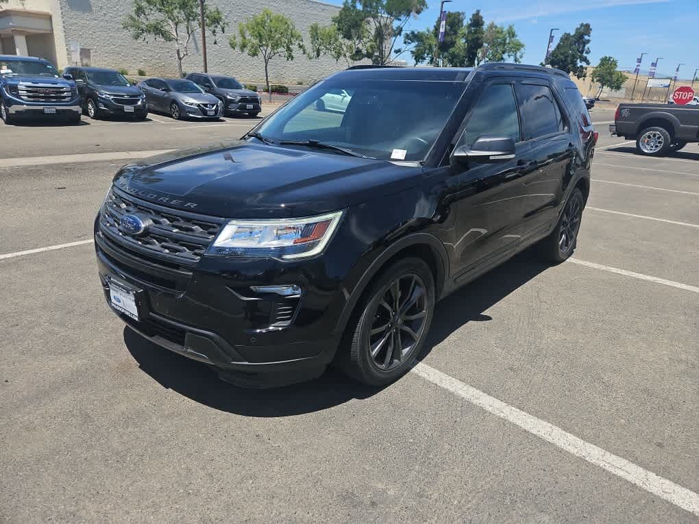 2018 FORD Explorer