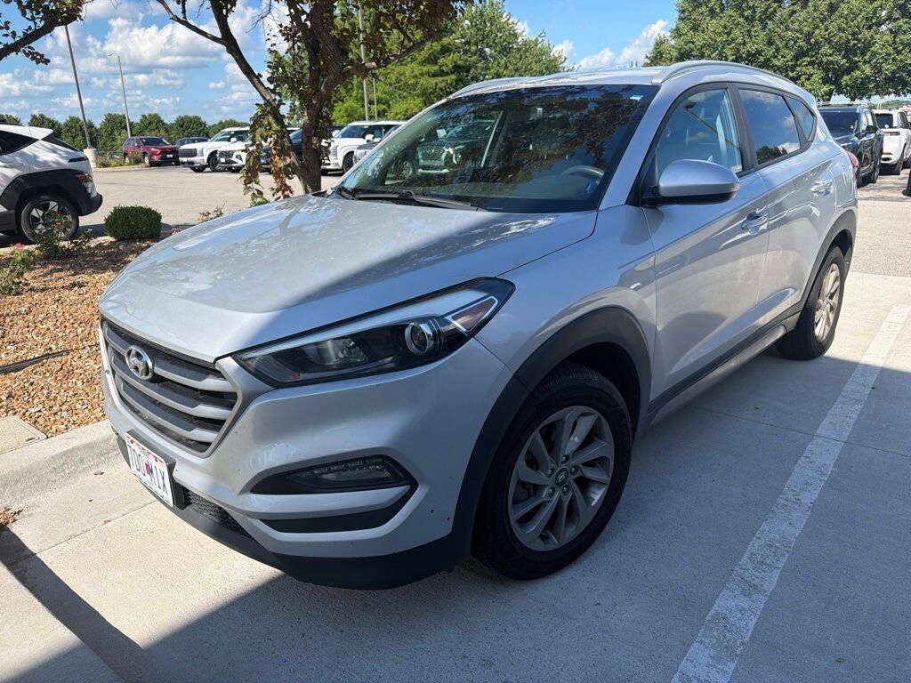 2017 HYUNDAI Tucson