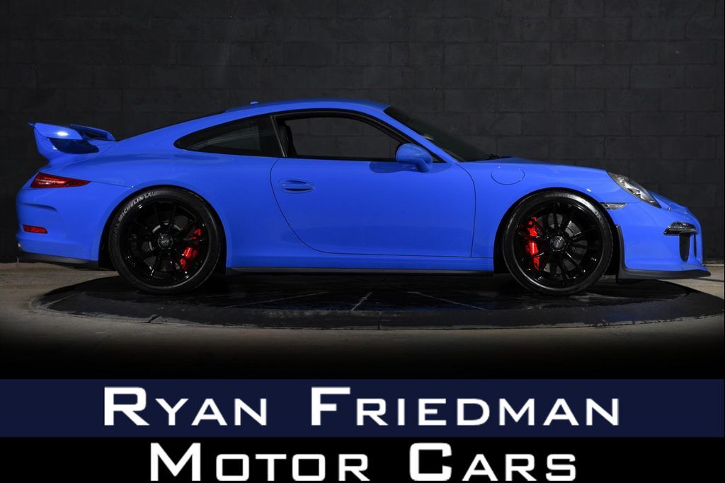 2015 PORSCHE 911