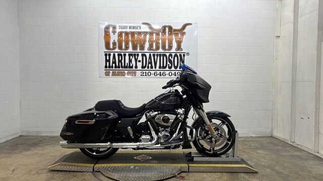 2026 HARLEY DAVIDSON FLHX / Street Glide