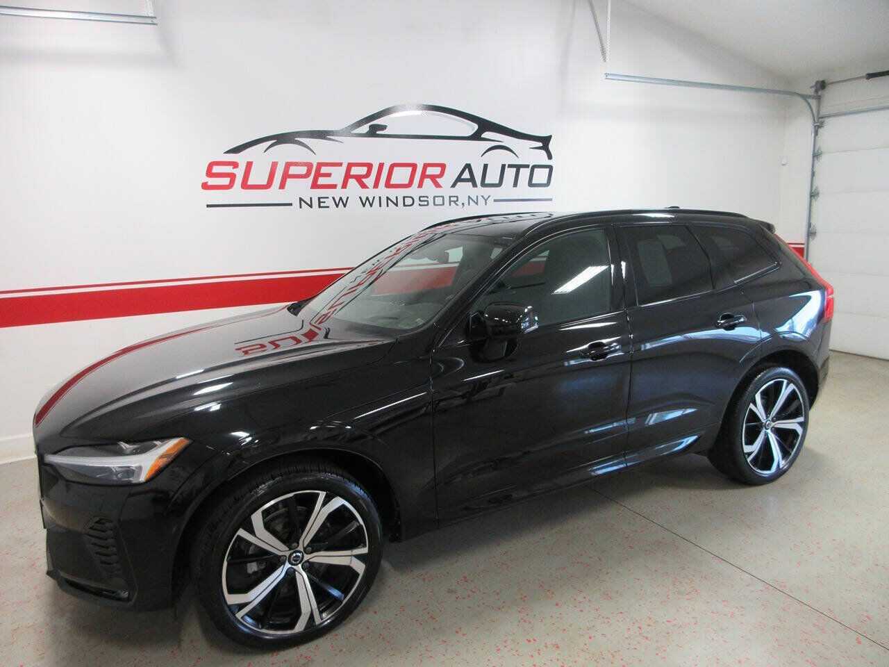 2022 VOLVO XC60