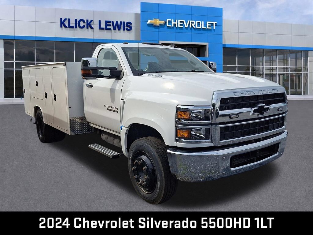 2024 GMC Silverado Medium Duty