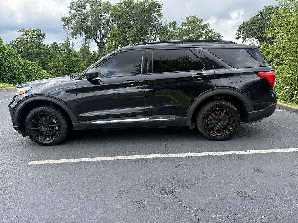 2022 FORD Explorer