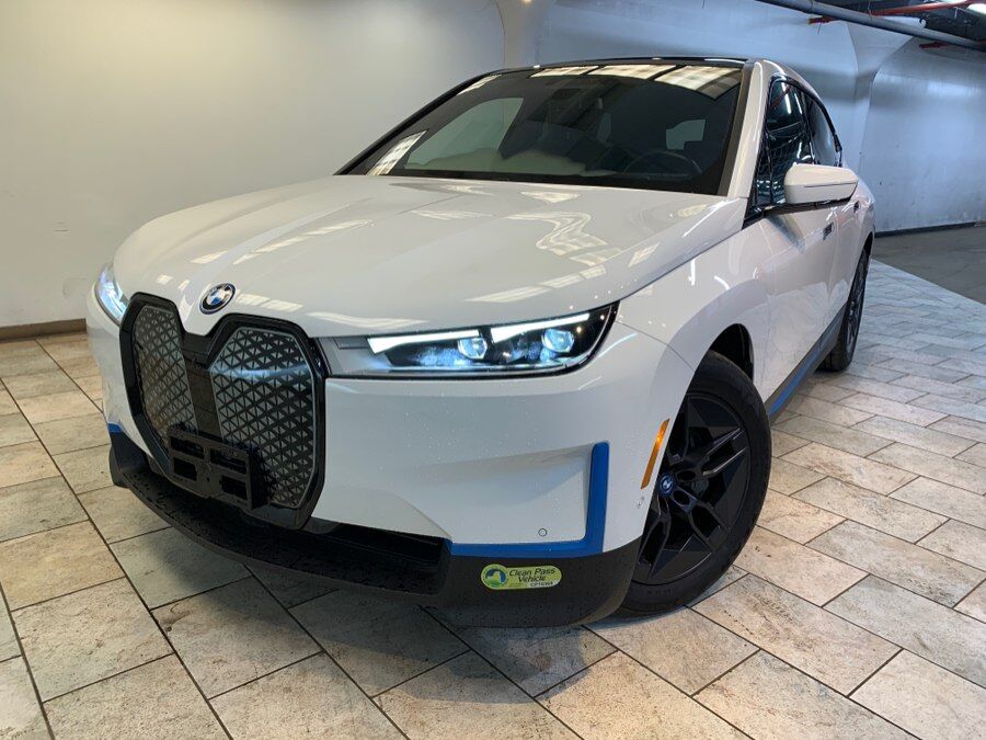 2023 BMW ix
