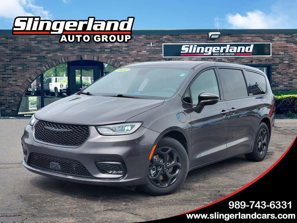 2022 CHRYSLER Pacifica