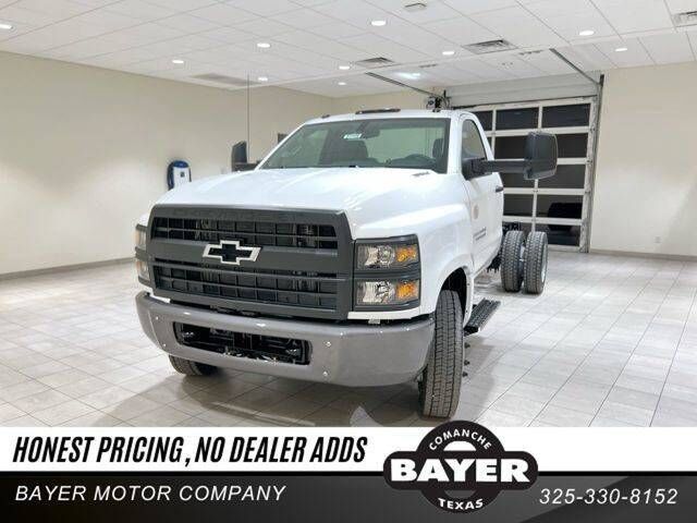 2023 GMC Silverado Medium Duty