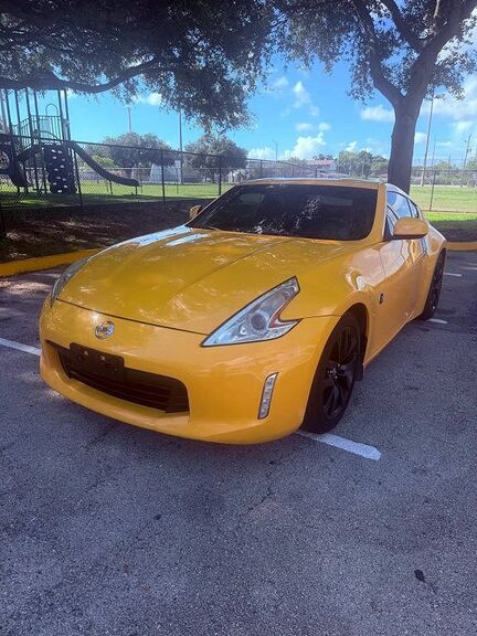 2017 NISSAN 370Z