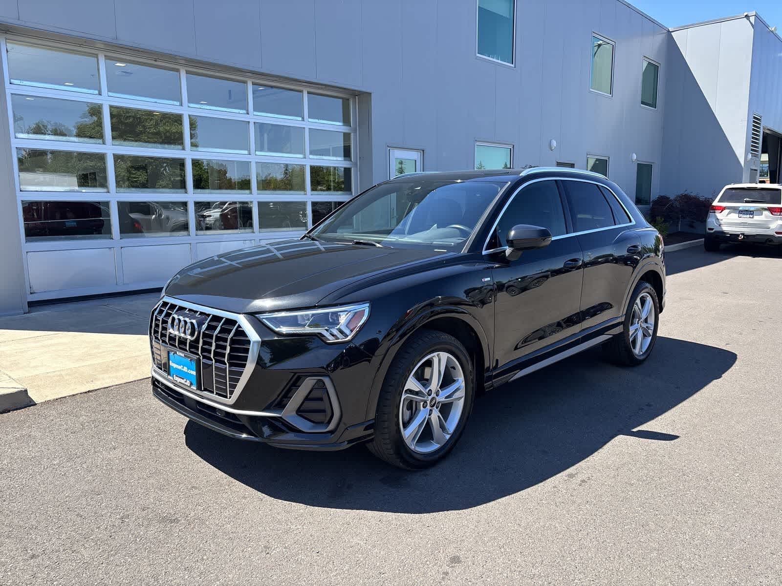 2022 AUDI Q3