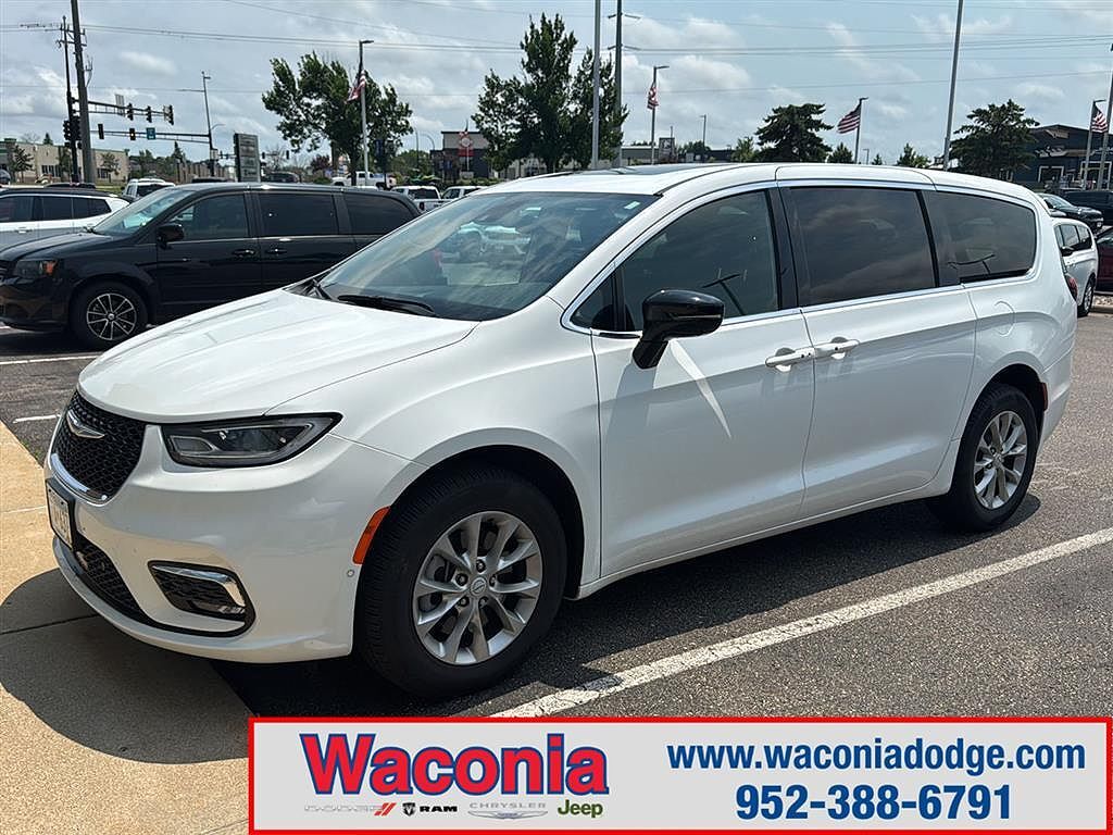 2026 CHRYSLER Pacifica
