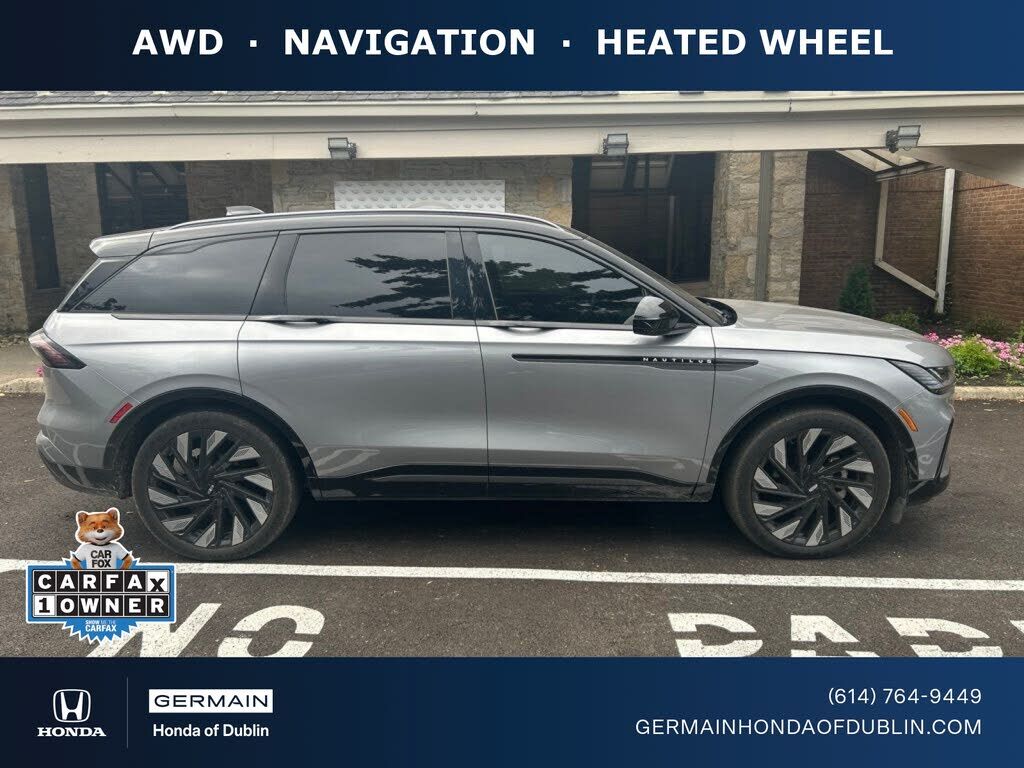 2025 LINCOLN Nautilus