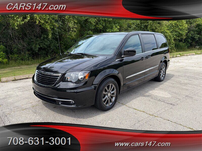 2016 CHRYSLER Town and Country