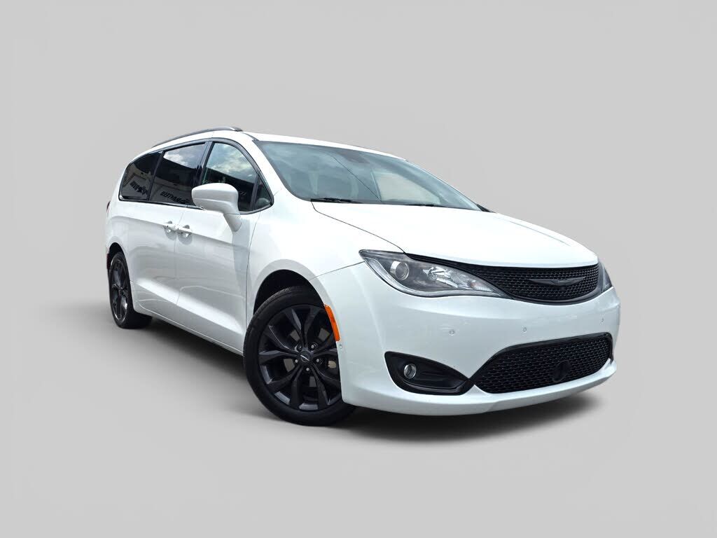 2020 CHRYSLER Pacifica